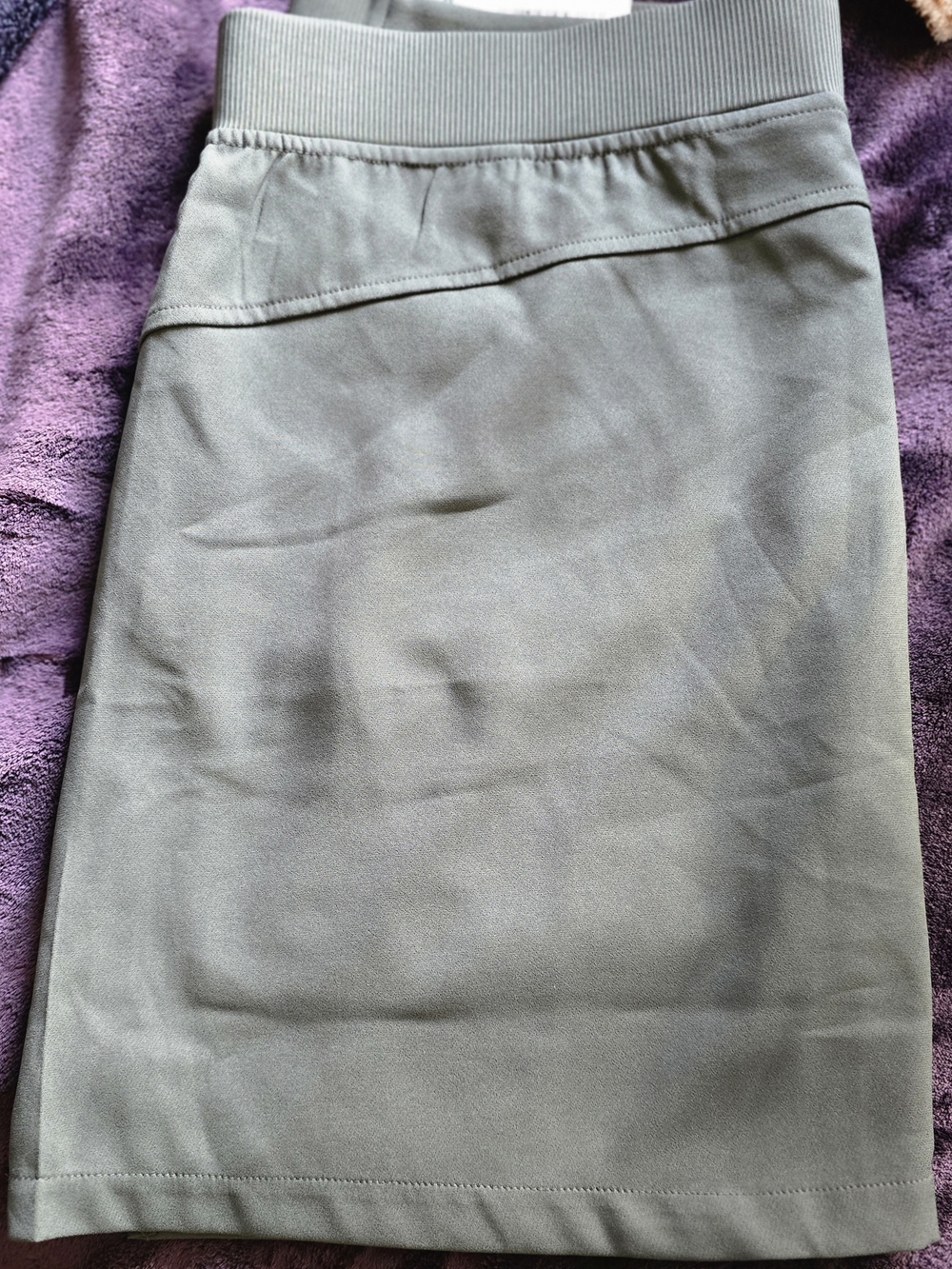 32 Degrees Olive Stretch Pencil Skirt with Rib Waistband
